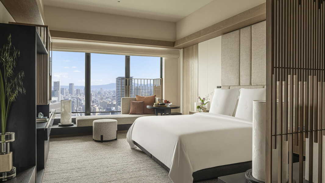 Four Seasons Hotel Osaka, photo 1