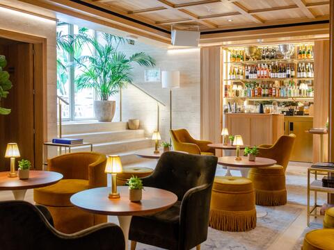 Browns Avenue Hotel, photo 2