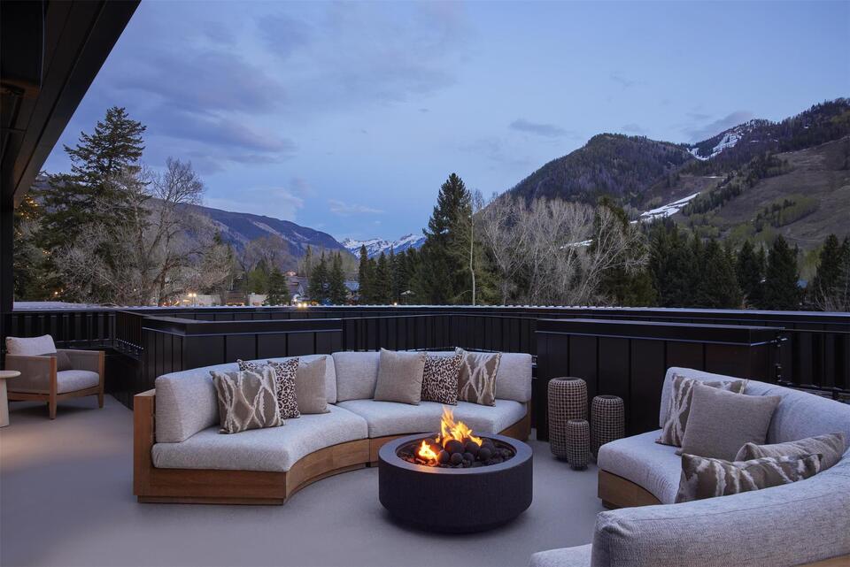 White Elephant Aspen, photo 4